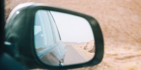 The Right way to adjust your car mirrors to avoid the blind spots<