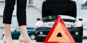 6 Most common warning signs before your car needs a service<